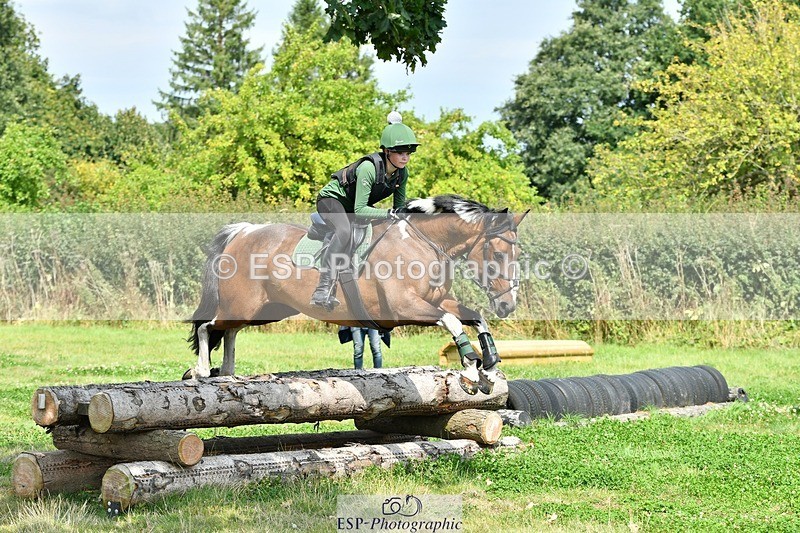 230817-140445-01141 - Theo's 1st Group - XC