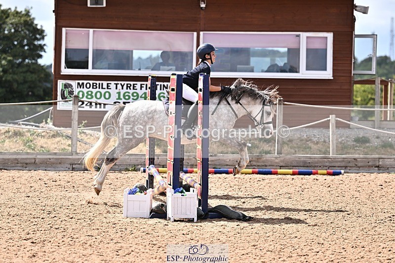 260804-150917-00033 - Clear Round