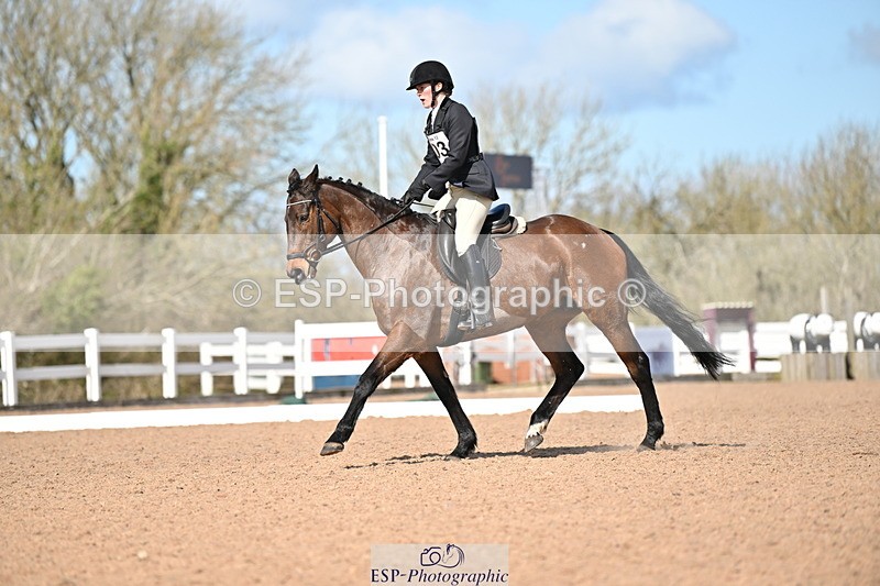 240324A-124016-02342 - Novice 28, 12.15 to 13.00