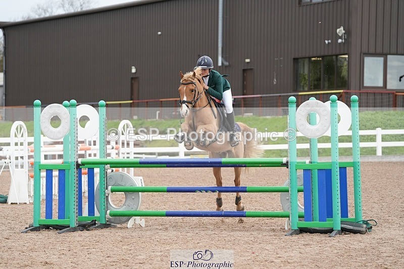 251026-140425-02918 - Cls 9 Pony Fox + 1.10m Open