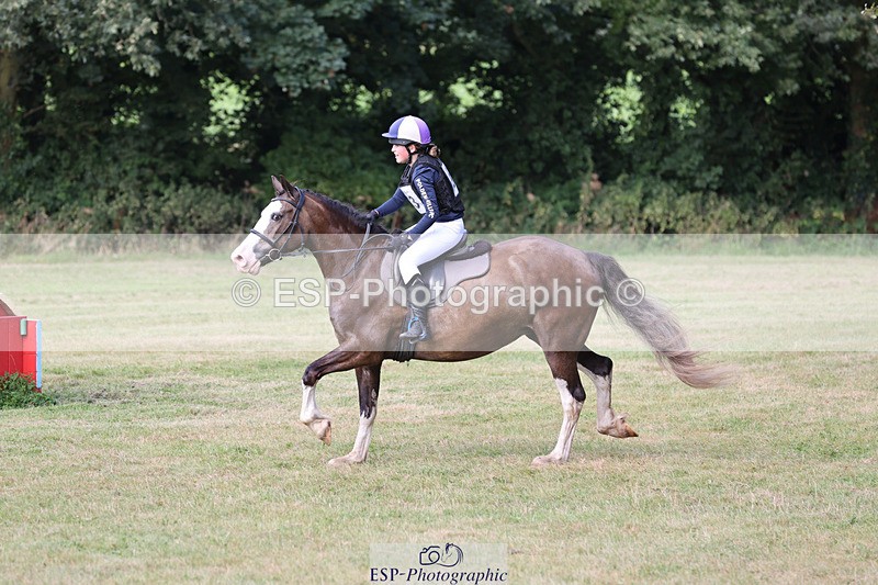 240825X-110233-32193 - 70cm XC 11.00 to 12.00