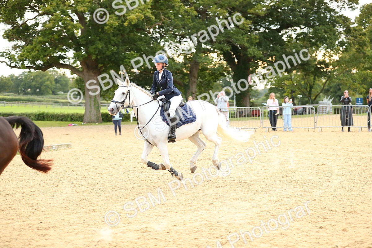 SBM_76228 - J19 - Junior 90cm Supreme Championship