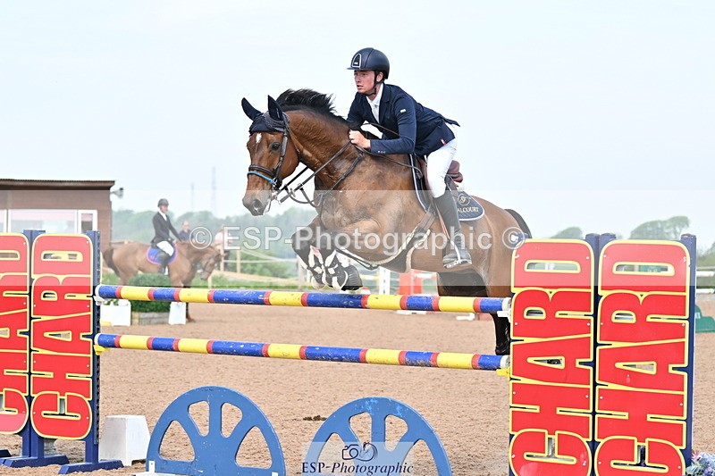 240512A-104107-17340 - Cls 48 National 1.30m Open