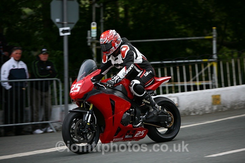 - Superstock Race
