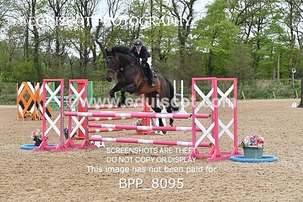 BPP_8095 - CLASS 17 SAT Senior Discovery/ 1m Open