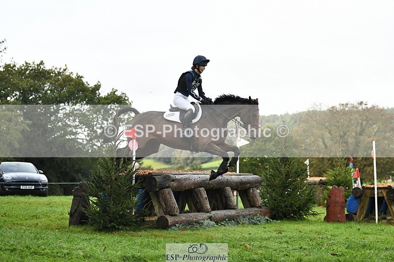 231021-093856-13022 - 605-SPORTSFIELD.U2-Katie.Corbin-SC+XC