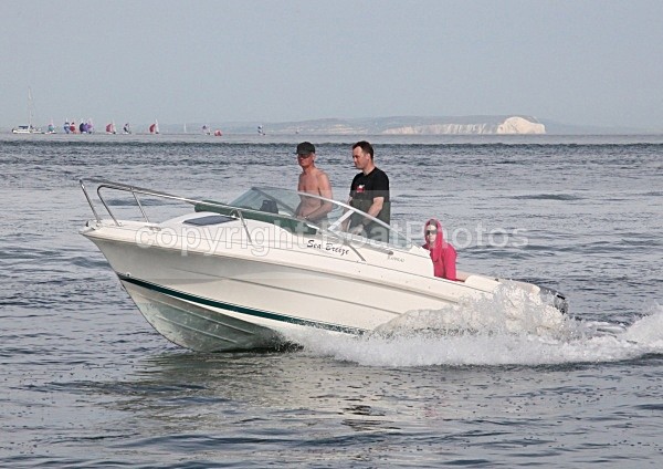 090523 SEA BREEZE IMG_1308 - Motorboats - Open