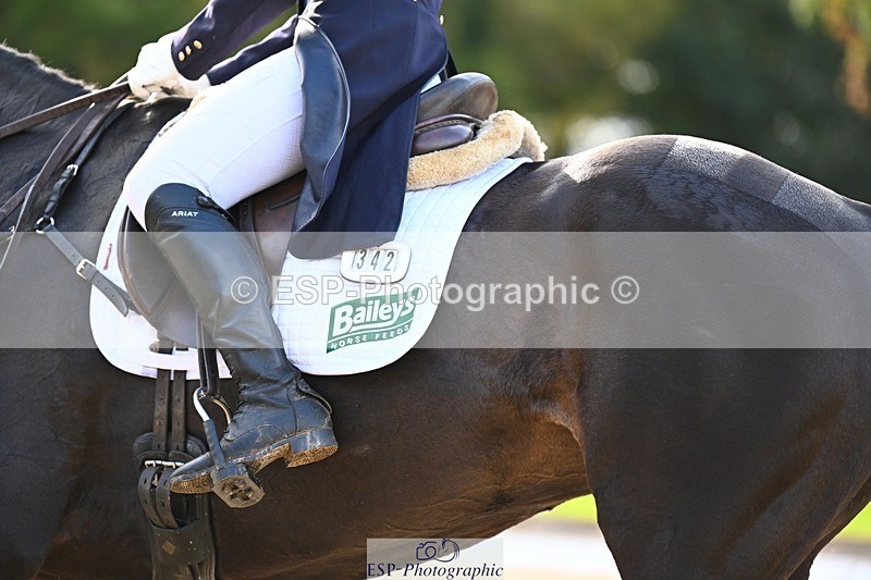 231021-143742-17878 - 342-STORM.IN.DECEMBER-Claire.Fielding-DR