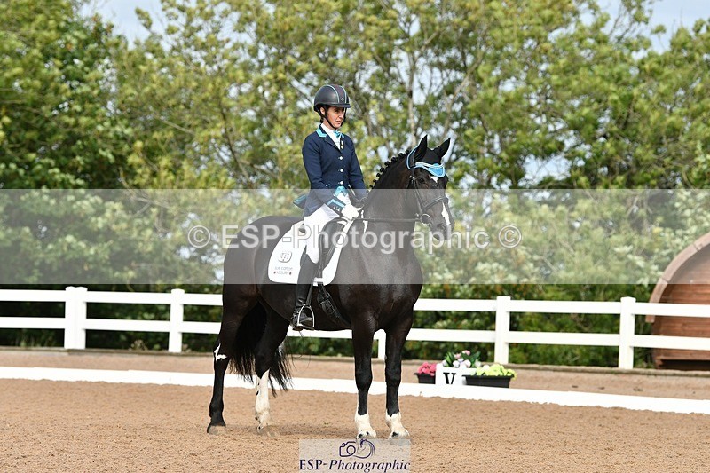 250906-102438-00601 - 045-Alys.MatraversJannick