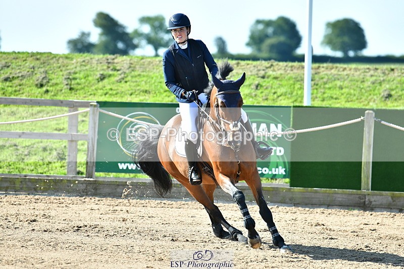 230720A-091125-01610 - Cls 1, 2 Star Small 1.30m