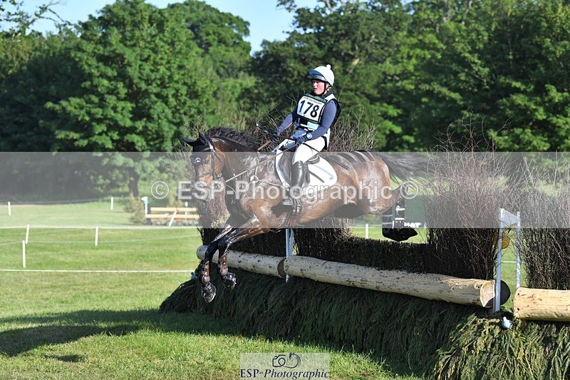 230527-182102-14117 - 178-RIDIRE_DORCHA-Lucy_Stimson-XC