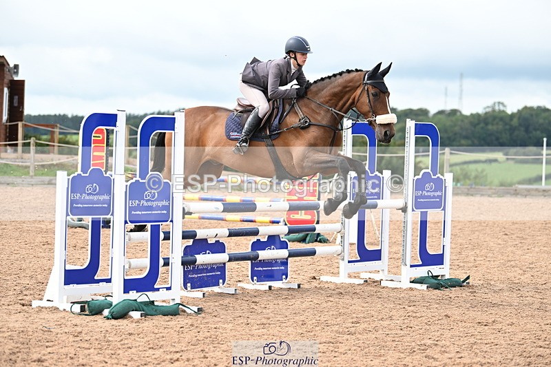 240908A-134538-04087 - Cls 15 U21 Intro 90cm-1.00m  Team Comp