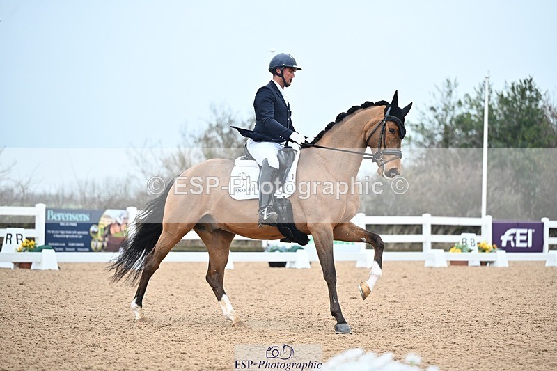 250214-100231-00754 - 129-Jezz.Palmer-Premier