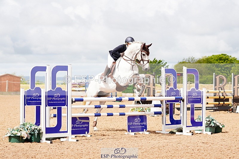 240526A-105616-07679 - Cls 26 Chard Equ 1.05m and 1.10m Grand Prix