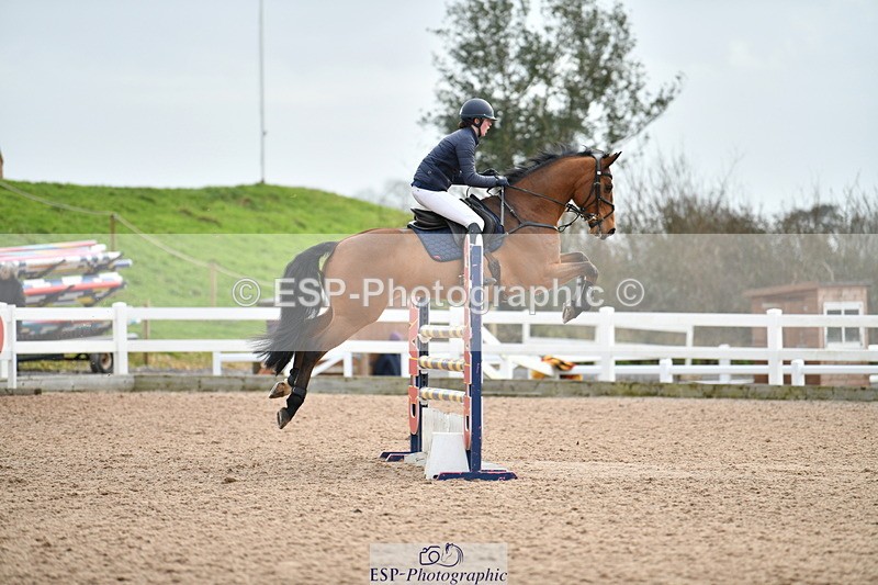 240124A-123718-00495 - Cls 3 Newcomers & 1.10m Open