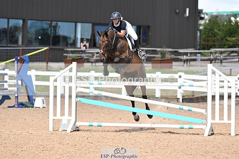 250709-153209-01157 - Cls 6 Snr Fox & 1.20m