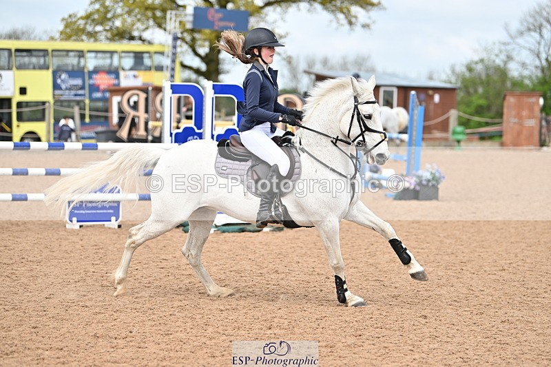 240506A-122309-08669 - Cls 5 Pony Foxhunter & 1.10m Open