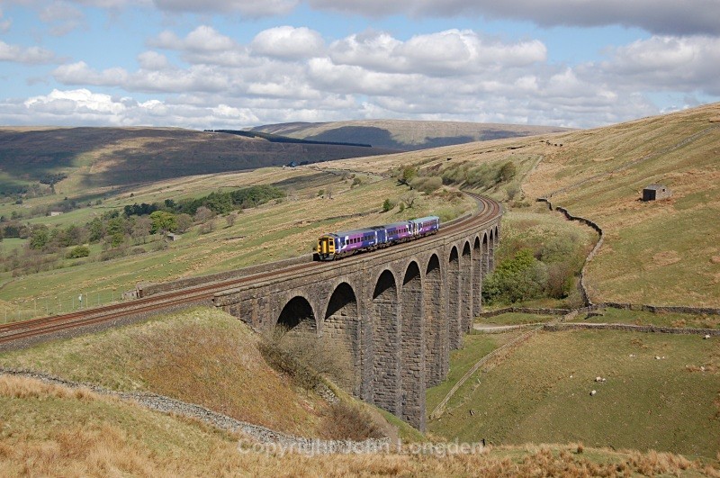 11.5.11 Unidentified 153 & 158 08.49 Leeds - Carlisle, Arten Gill - Arten Gill