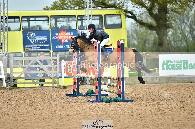 230513A-090336-00006 - Cls 11 Stepping Stones 128+138cm