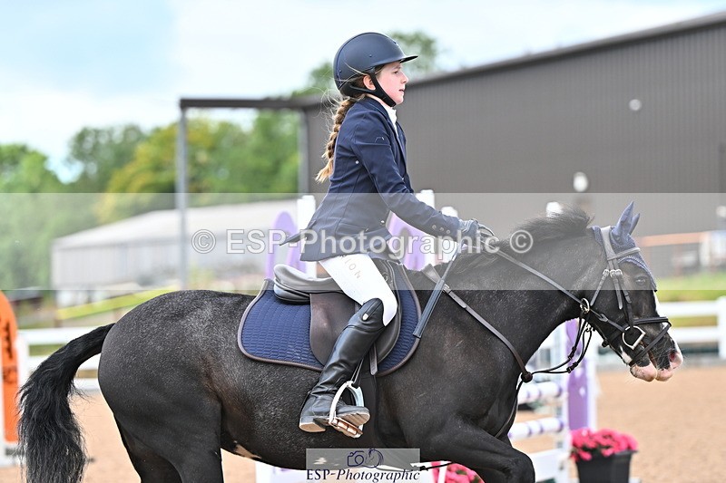 240723A-165842-00305 - 70cm