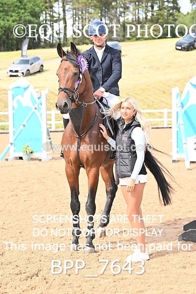 BPP_7643 - CLASS 15 FRI Senior 1.05m Open