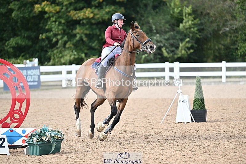 241005A-113454-03433 - SAT Cls 17 95cm Amateur Quali