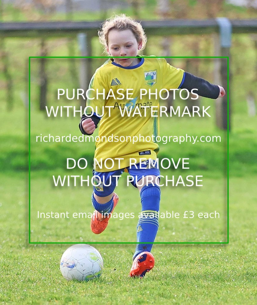533A3125 - Kendal United Girls Under 10's vs Lune Valley Lightning Under 10's