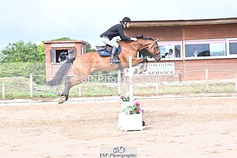 250731-103204-00385 - Cls 02 Snr Fox 1st Rnd