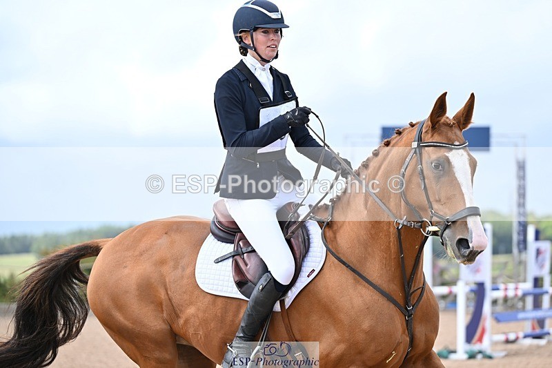 250831-133551-10016 - N-652-Isabelle.Morris