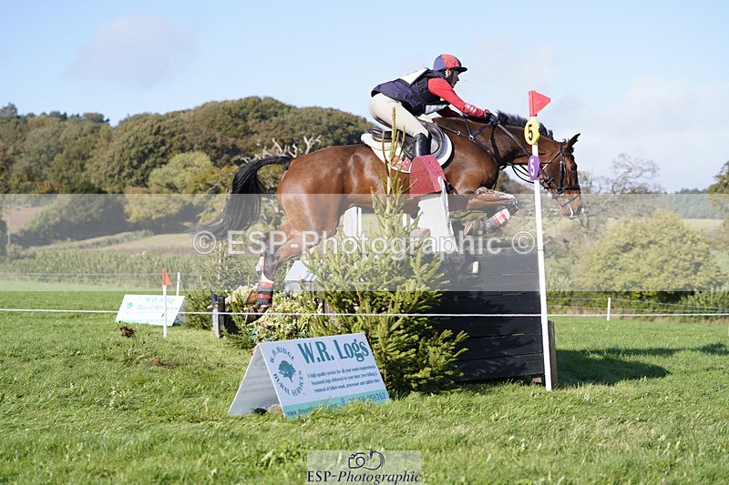 241025-114908-06310 - 057-Louisa.Lockwood-KILCANNON.OREO