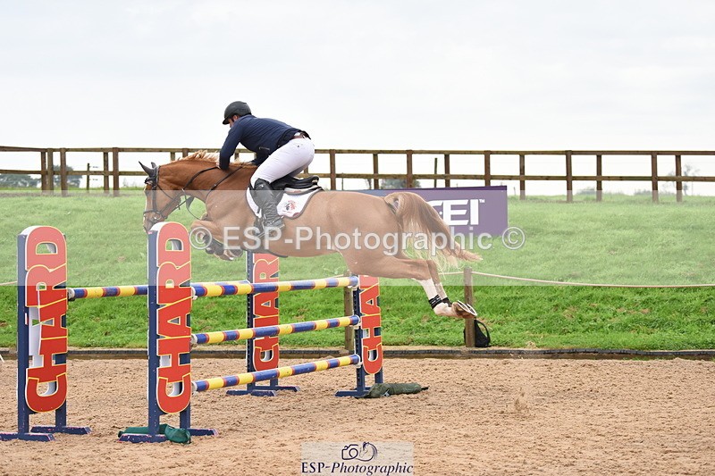 230916A-110322-03984 - Cls 14 Snr Foxhunter