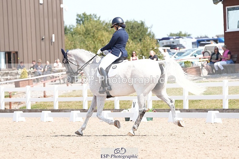 250817-124923-09181 - 156-Layla.Ambersley-BroadbentGalwaybay.Buddy