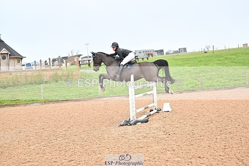 250122-140043-00554 - Cls 6 Foxhunter and 1.20m