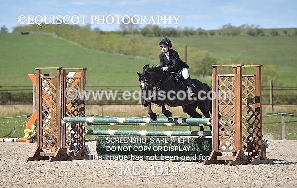JAC_4919 - CLASS 13 SAT Senior BritiNovice/ 90cm Open