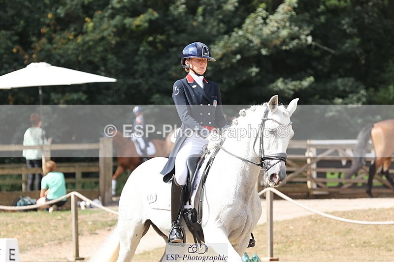 250809A-104817-02688 - 018-Lily.LaughtonEquador.MT