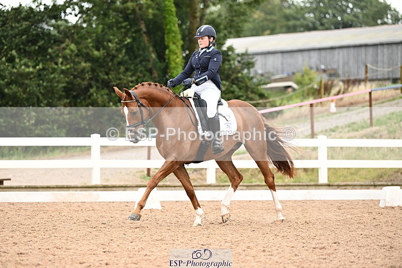 240815A-114738-00857 - 159-Verity.Perry-Bianchi