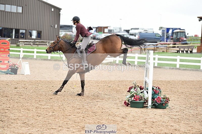 231013A-125354-01652 - Cls 3 1.05m Amateur Quali