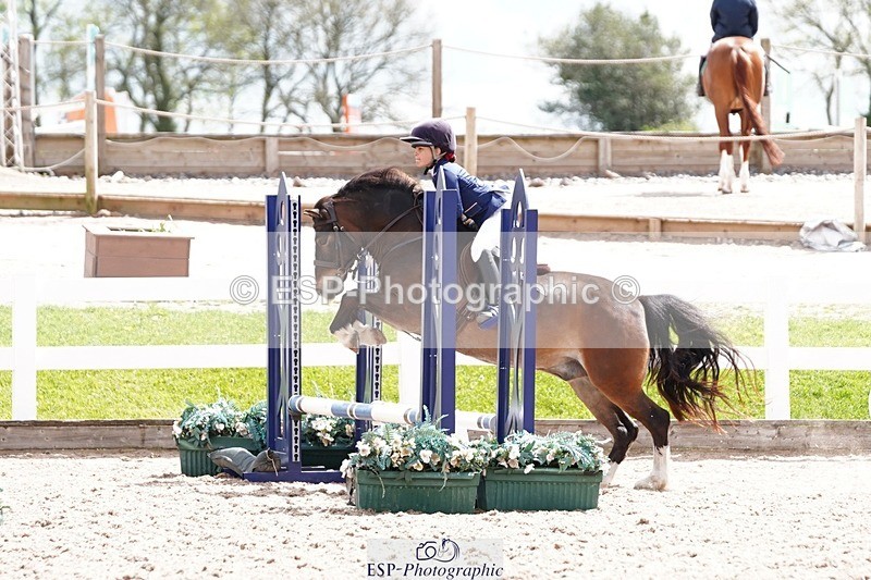 250505-120416-04277 - Cls 18+19 Club and Schools 60cm