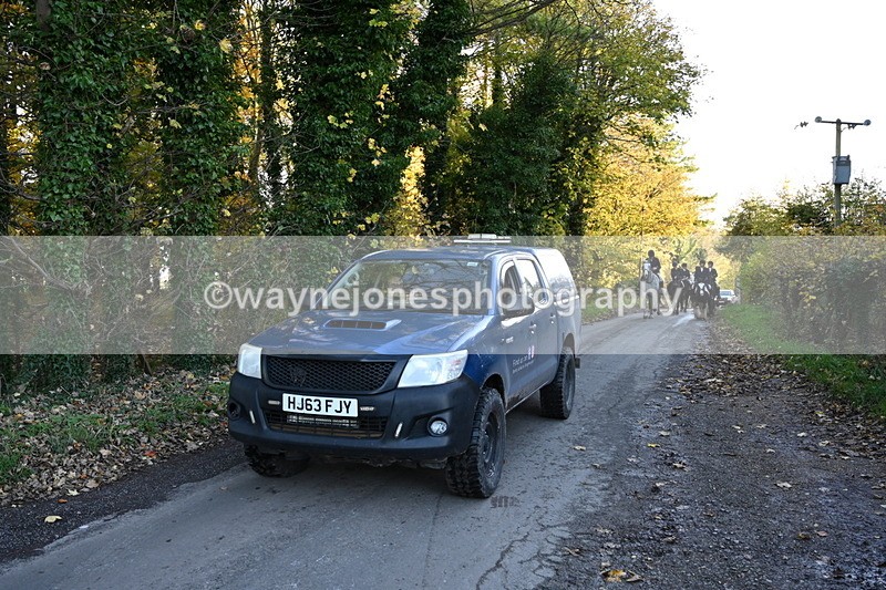 WJ6_9758 - Walk Home