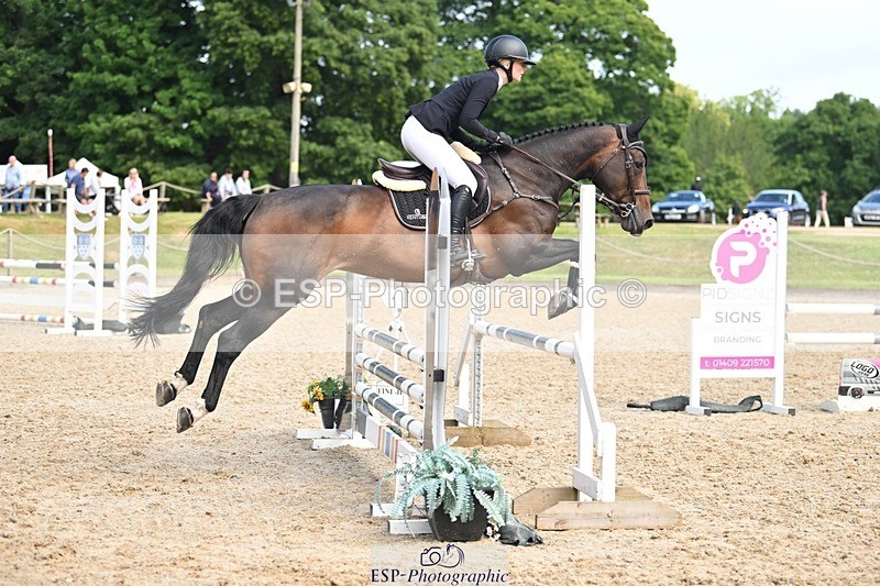 240704-094436-00411_Cls 6 British Novice and 90cm Open - 077-762-6214