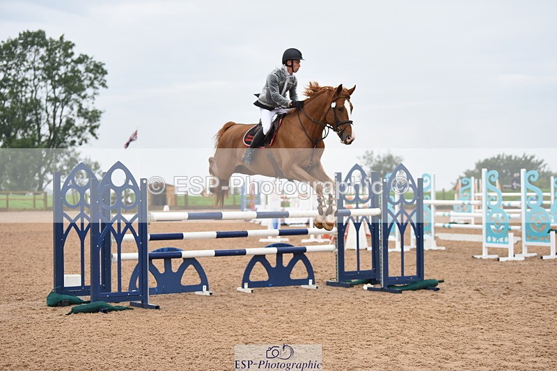 230916A-105120-03930 - Cls 14 Snr Foxhunter