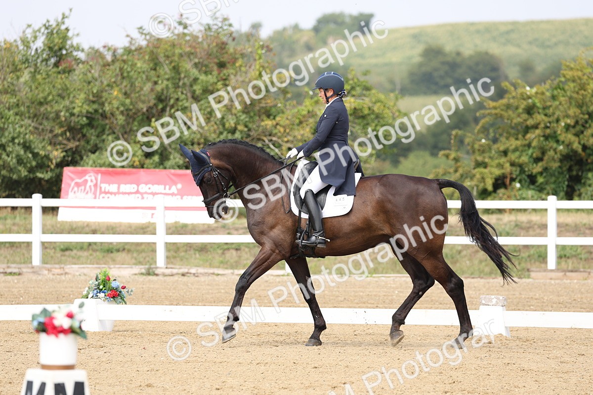 SBM_007293 - Class 9 - FEI INT I - 13.37-14.33