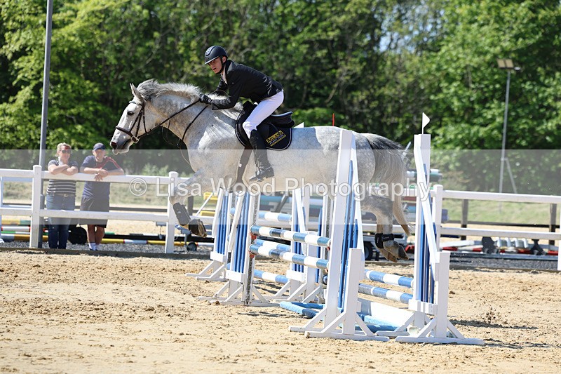 3E7A5604 - Class 4: Senior BN/90cm open