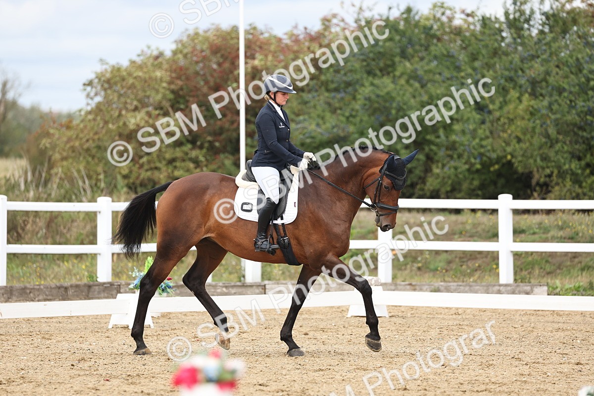 SBM_002549 - Class 7 - Novice 2 Warm Up
