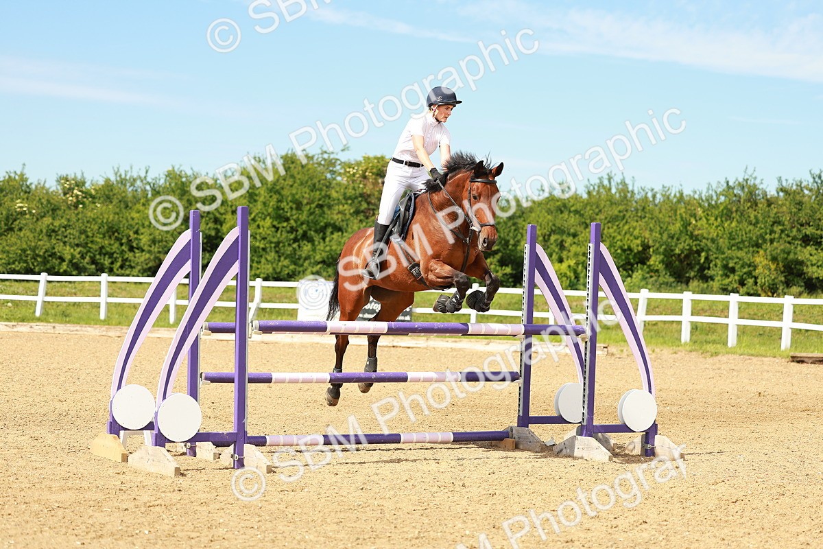 SBM_002495 - Class 4 - Senior Newcomers - 1.10m