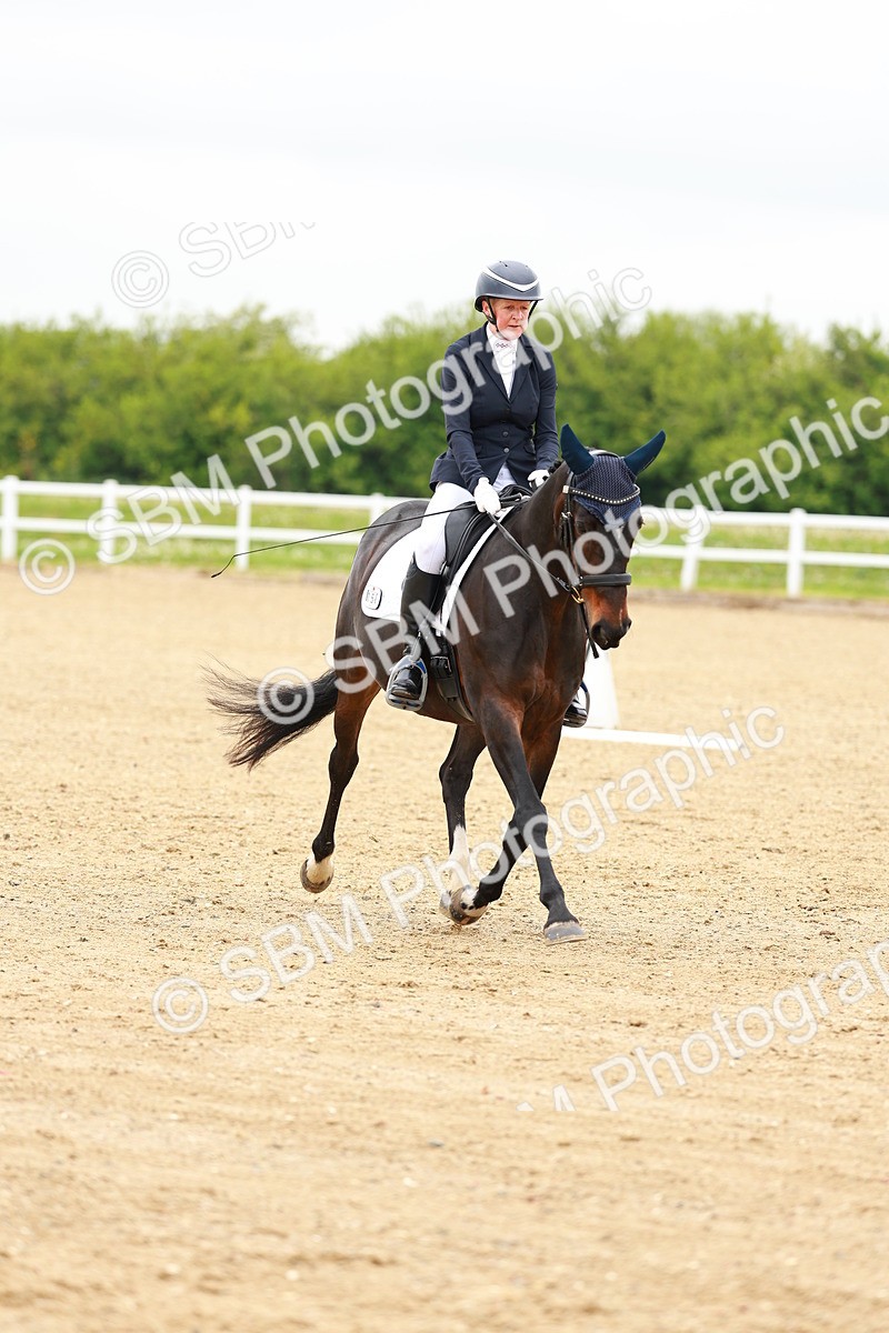 SBM_005085 - Class 15 - Novice 5