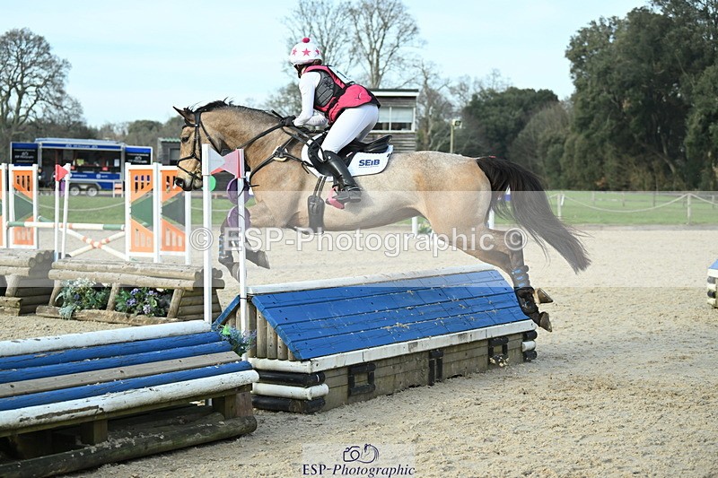 250309A-160959-02322 - Cls 03 90cm 15.05 to End