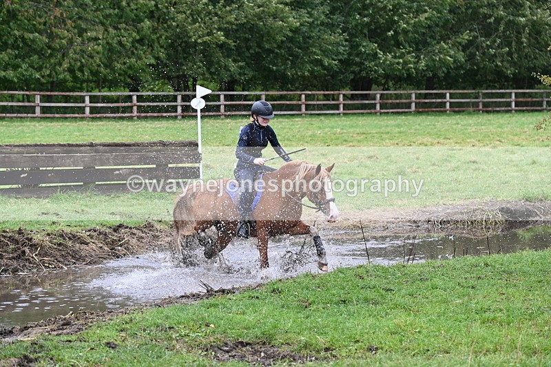 WJ6_5915 - Time at Photographer 12:31 to 12:40