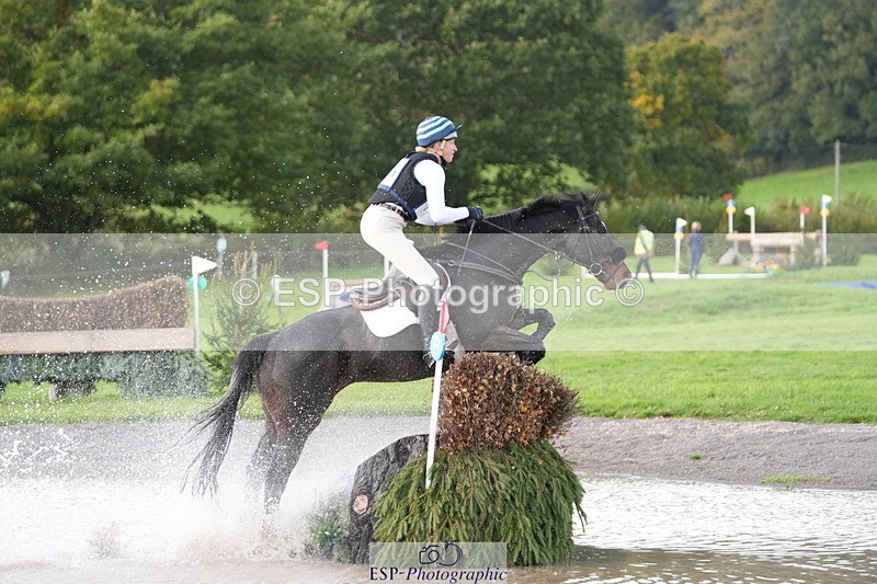 251024A-132627-11107 - B-165-Chloe.Pearson