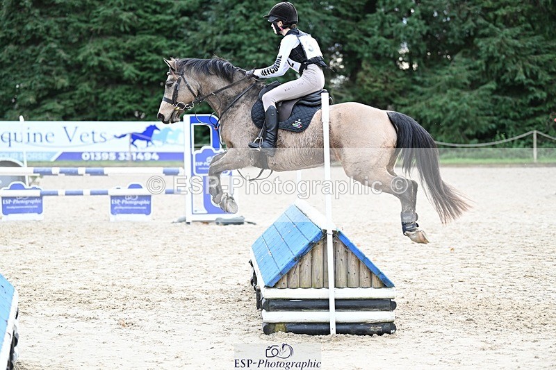 241117-140320-04402 - Cls 3 90-95cm 14.00 to 15.00